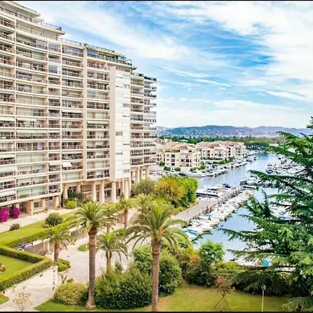 Cannes Marina Lägenhet *
